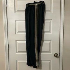 NWT Aviator Nation 5-stripe women’s joggers!  Charcoal w/gray stripes! Size XL.